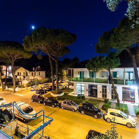 B&B Foscolo Llido Degli Estensi Eksteriør billede