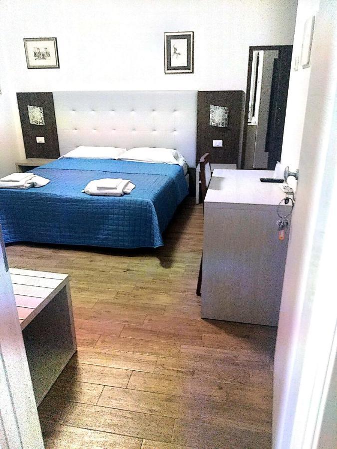 B&B Foscolo Llido Degli Estensi Eksteriør billede
