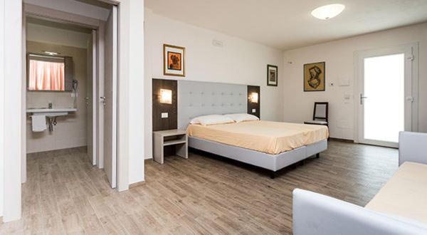 B&B Foscolo Llido Degli Estensi Eksteriør billede